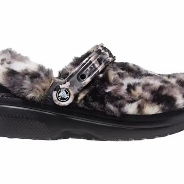 크록스 퍼슈어 240