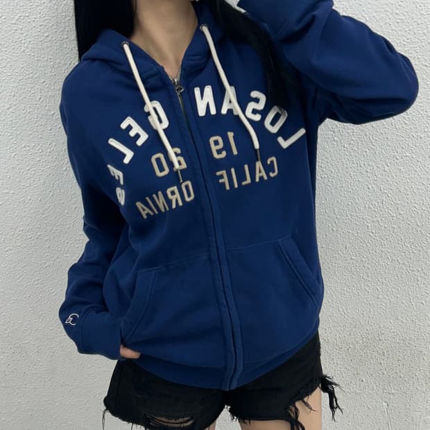 후아유 센터로고 블루 후드집업 L