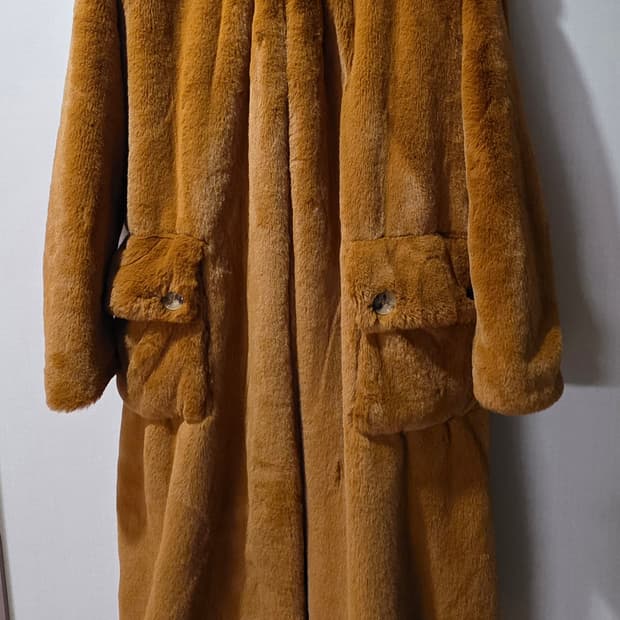 골든구스 모피 후드 롱코트