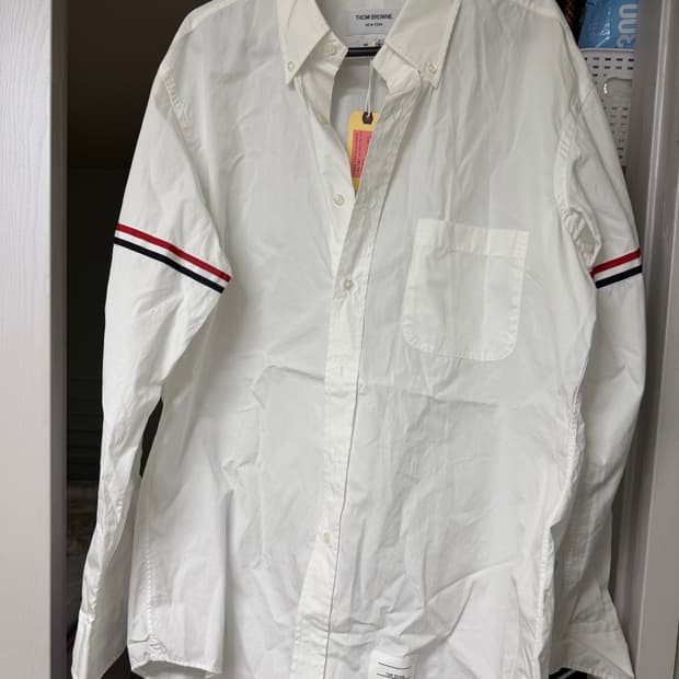 톰브라운 포플린 삼선 암밴딩 암밴드 셔츠 새상품 팝니다