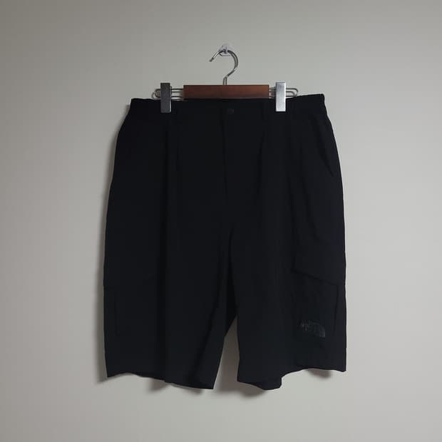 (34) 노스페이스 블랙 기능성 카고 반바지 등산복 운동복