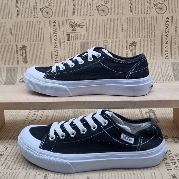 반스 식스티세븐 스니커즈 225