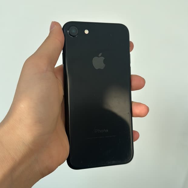 아이폰7 제트블랙 100% 128기가