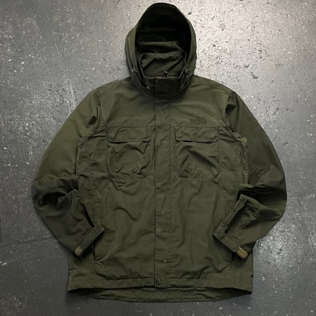 100 노스페이스 멀티포켓 바람막이 