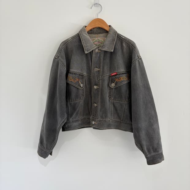 LMITED PARADISE crop denim jacket 