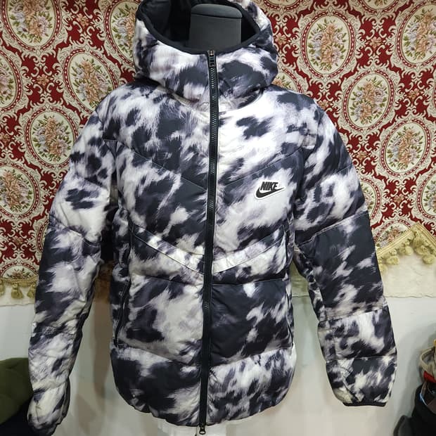  나이키 윈드런너 오리털 숏 패딩점퍼

