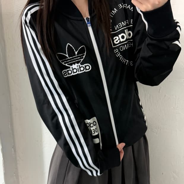 Adidas 아디다스 헤리티지로고 블랙컬러 트랙탑