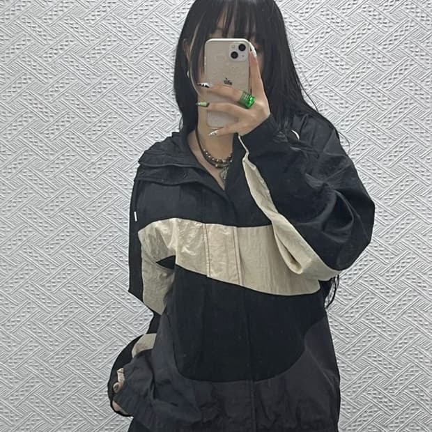 나이키 올드스쿨 레트로 빅스우시 배색 바람막이 자켓 L C08621