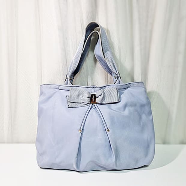 페라가모 바라 토트