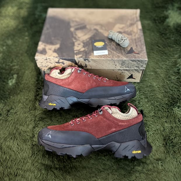 [EU44] ROA Hiking 로아 하이킹 닐 시라 버건디 블랙