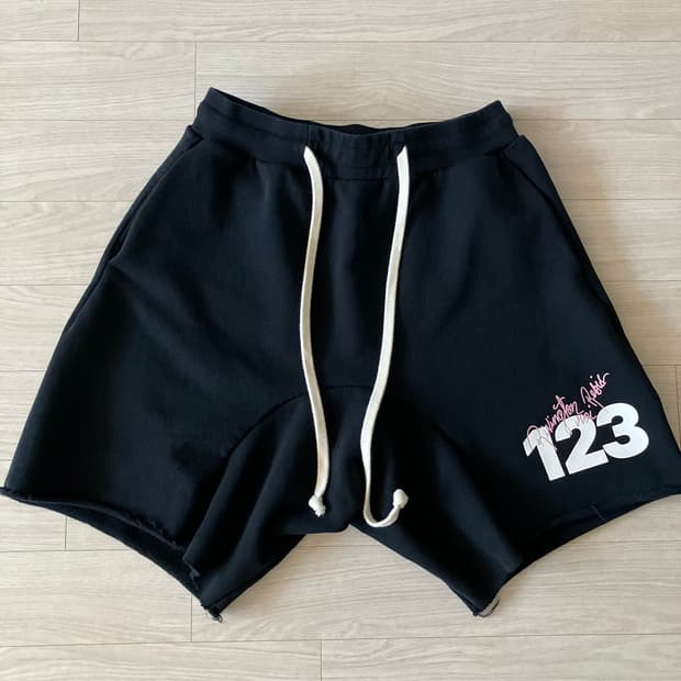 RRR123 스웻 반바지