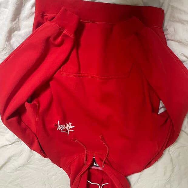 스투시 베이직 후드틱 레드