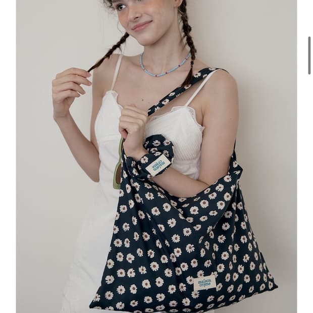 메종크렘 에코백