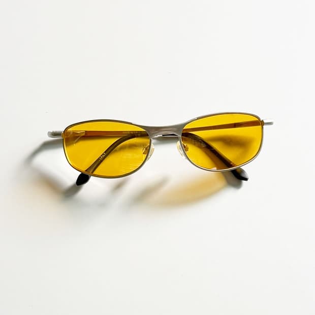 실버 슬림 스퀘어 메탈 프레임 빈티지 틴트 선글라스