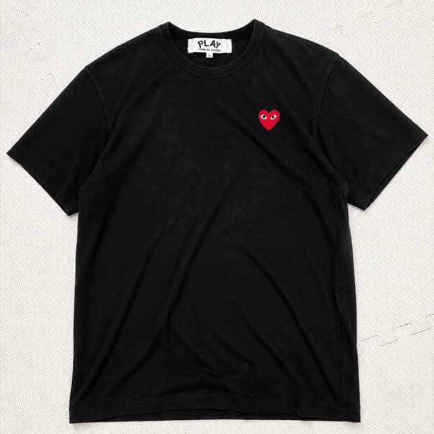Comme des Garcons 꼼데가르송 블랙 라운드 반팔