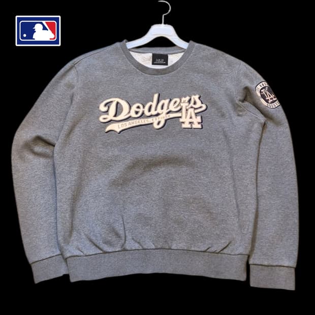 105 MLB 다저스 그레이 맨투맨 