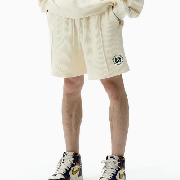 스컬프터 monogram waffle sweat shorts cream