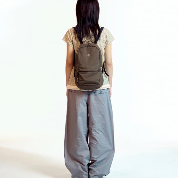 코이세이오 washed button tab pants