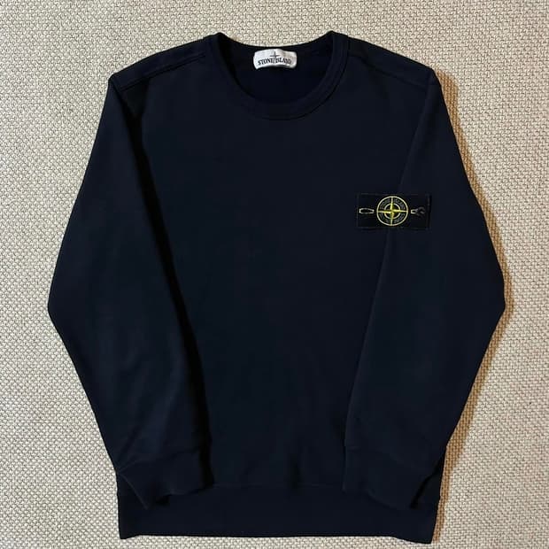 스톤아일랜드 맨투맨 네이비 M