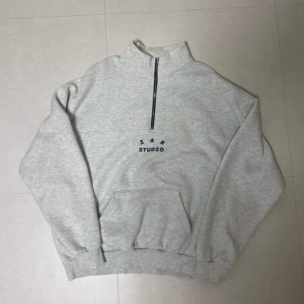 아이앱 스튜디오 하프집업