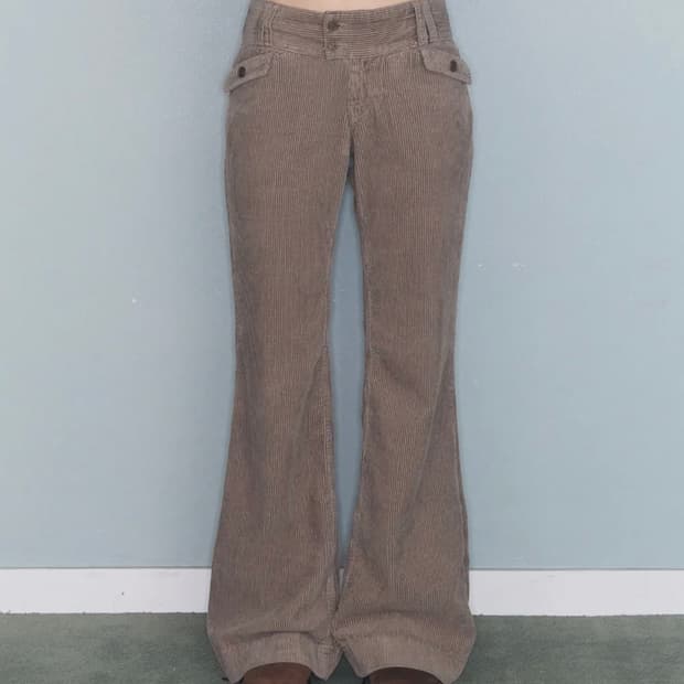 미레코 플라워 로우 코듀로이 팬츠 베이지