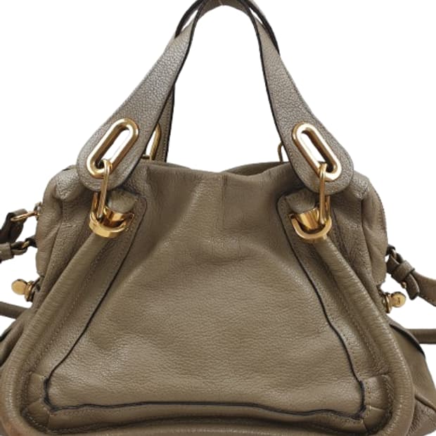 끌로에 파라티 토트백