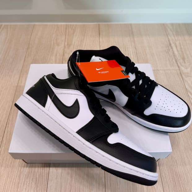 (255)(새상품)나이키 스니커즈 에어 조던 1 로우 화이트 블랙