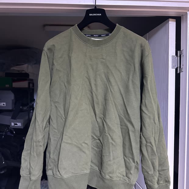 [XL] 로맨틱파이어리츠 맨투맨 카키