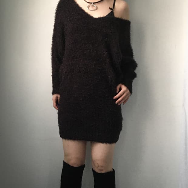 Lace up point fluffy onepiece