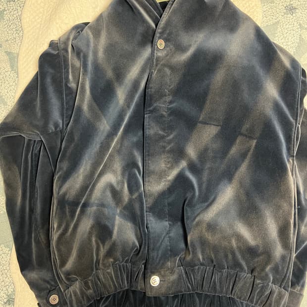 지용킴 22aw 쉘카라 네이비 L