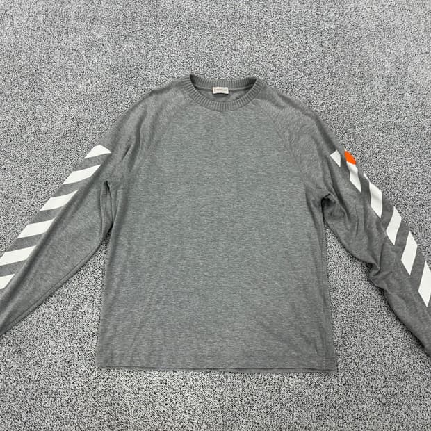 몽클레어 x 오프화이트 맨투맨