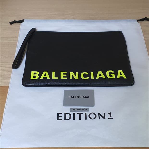 발렌시아가 클러치/클러치백 라지 정품S급(감정O)