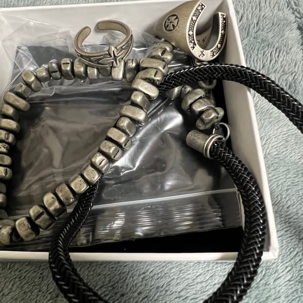 폴리테루 악세서리 일관판매