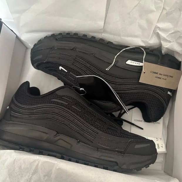 나이키 x 꼼데가르송 옴므 플러스 에어맥스 TL 2.5
