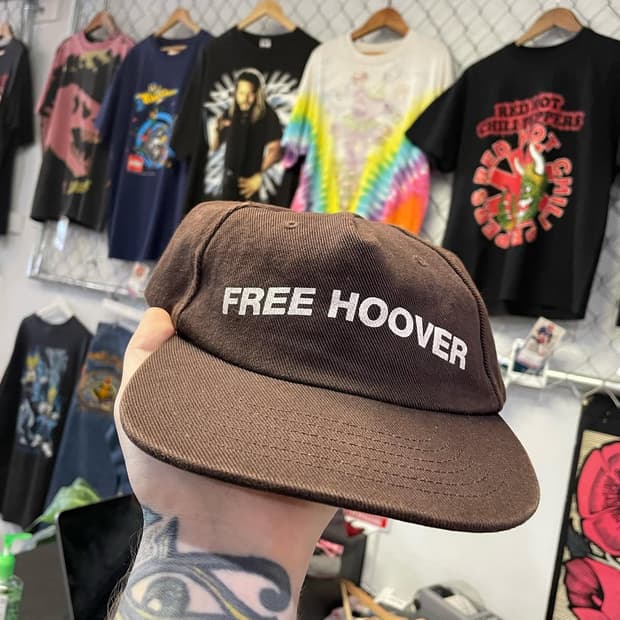 free hoover 칸예 발렌시아가 캠프캡