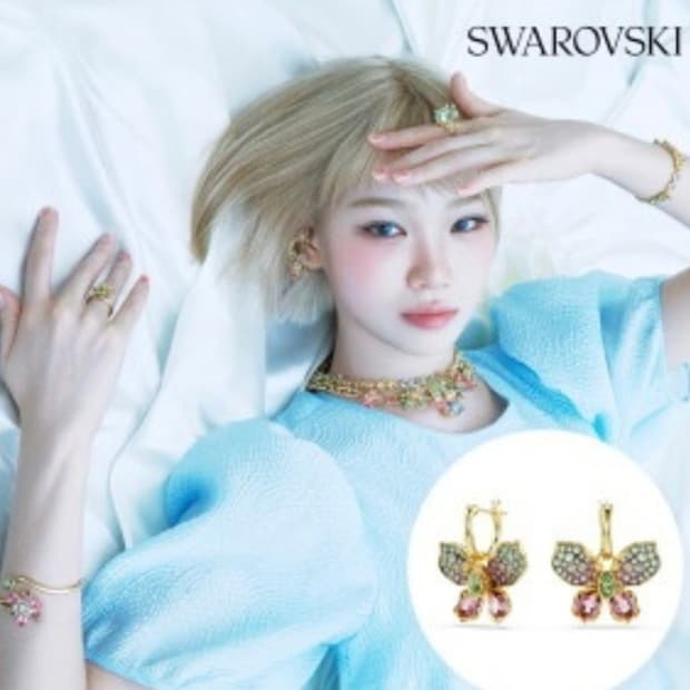 신상 새제품)스와로브스키 나비 투웨이 멀티컷 귀걸이 정품