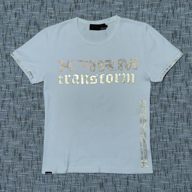 [XS~S] Xfrm 트랜스폼 라인스톤 & 골드 아카이브 그래픽 티셔츠