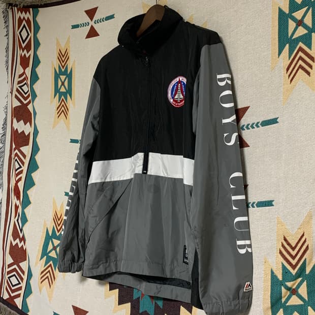 빌리네어보이즈클럽x마제스틱 하프집업 