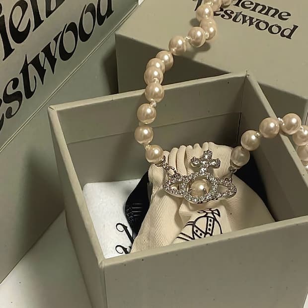 풀박스) 비비안웨스트우드 올림피아 펄 진주 초커 목걸이