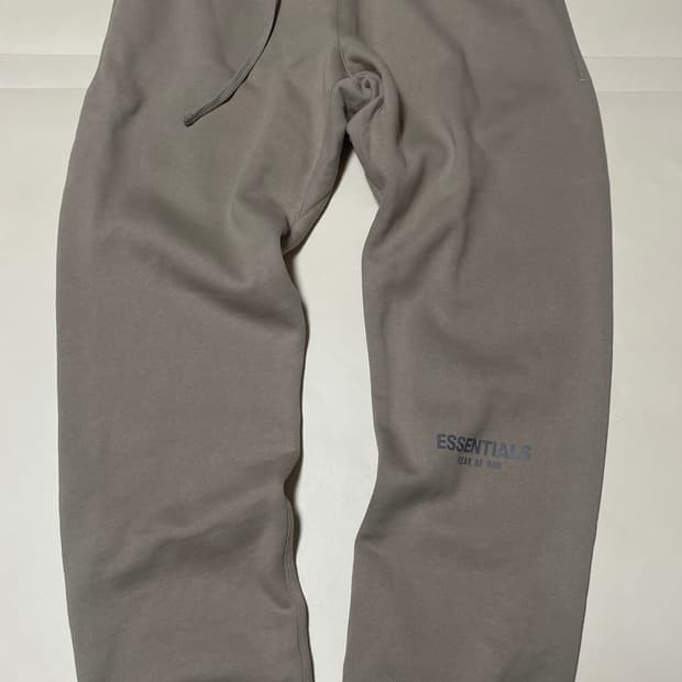 에센셜 트레이닝 기모 바지 L(새상품)