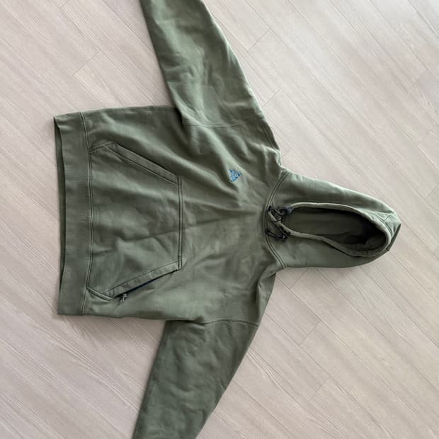 나이키 acg 후드 m 사이즈