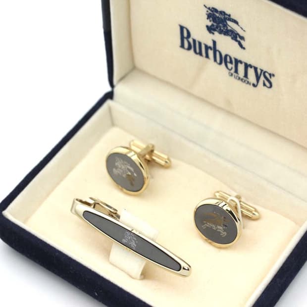 버버리 5.3cm A등급 남자 명품 넥타이핀 커프스 세트