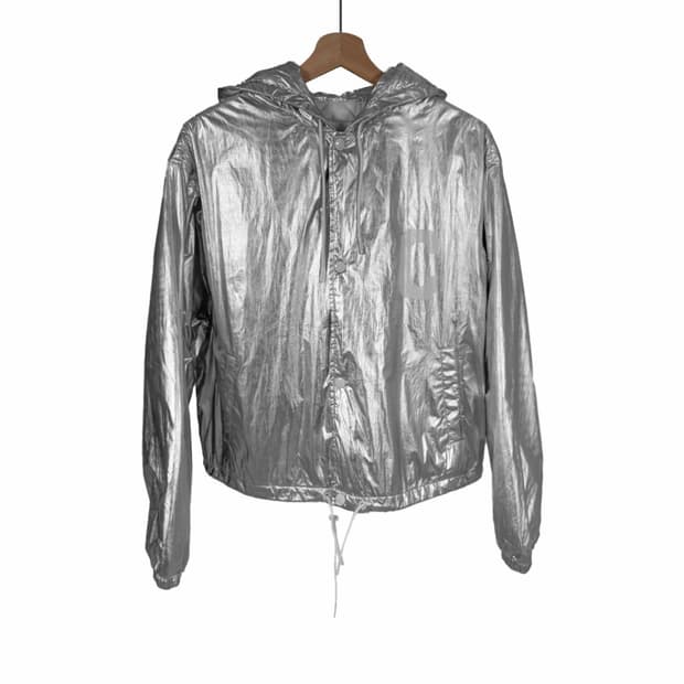 [34] 셀린느 여성 나일론 크롭 스케이터 후드 집업 봄버 자켓 실버