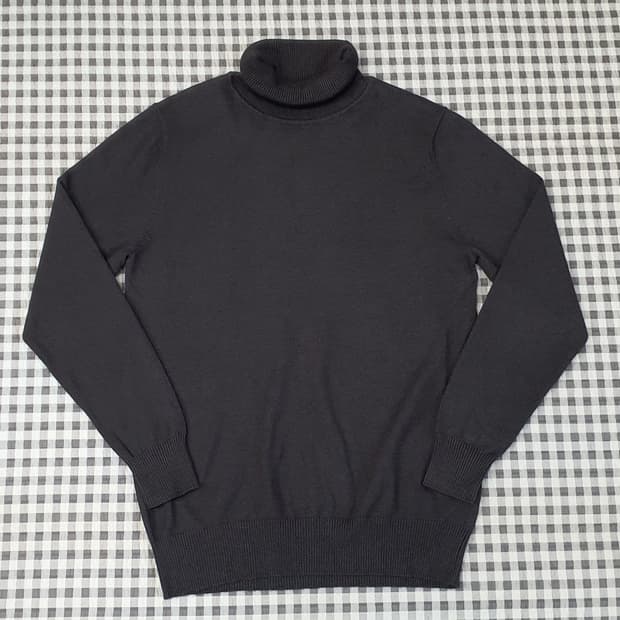 지오송지오 터틀넥 얇은 니트 남자95