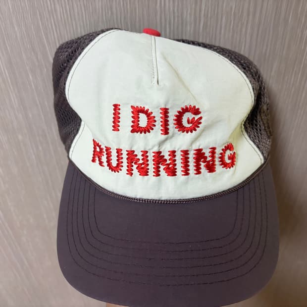 알렉스 조노 I dig running 모자