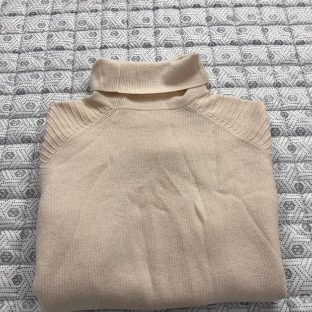 한섬 시스템 SYSTEM 캐시미어 골지 목폴라 니트