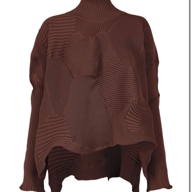 이세이미야케 코네코네 반목탑 다크브라운 새제품