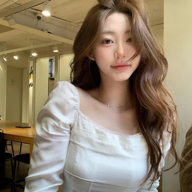 제니오 Made s size 클린 스퀘어 레이스 블라우스 퍼프소매