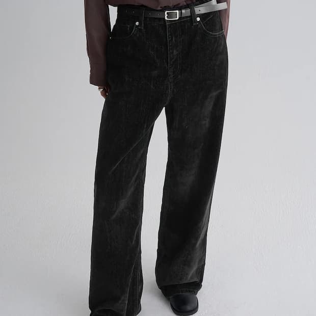 벨벳 세미와이드 팬츠  블랙 (355X21LP65)