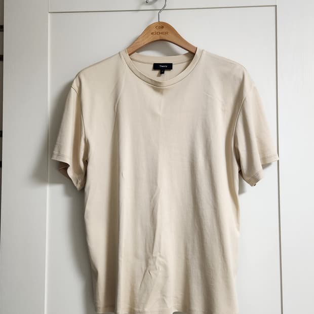 남성 띠어리 반팔티